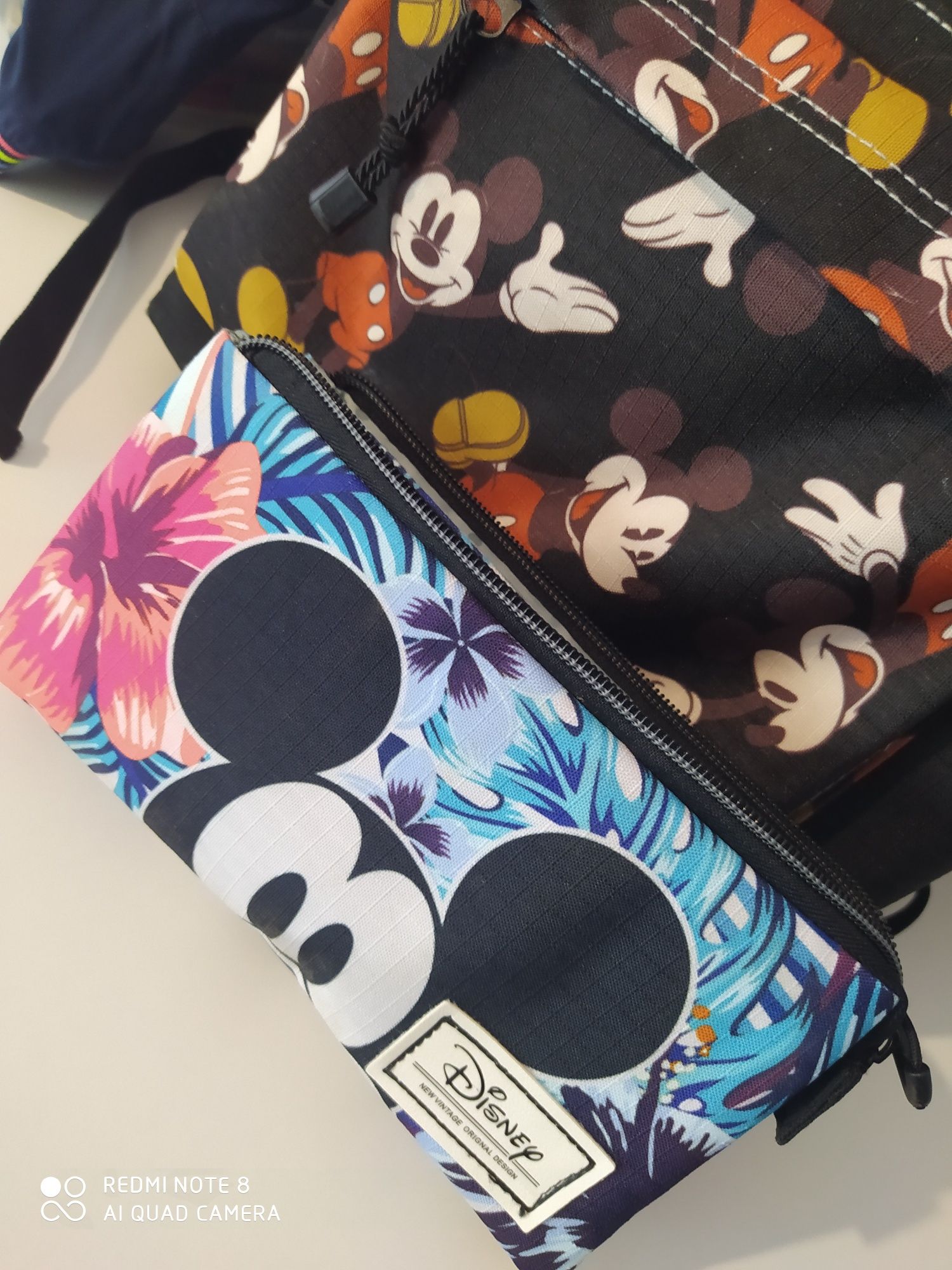 Mochila e estojo Mickey Disney oficial