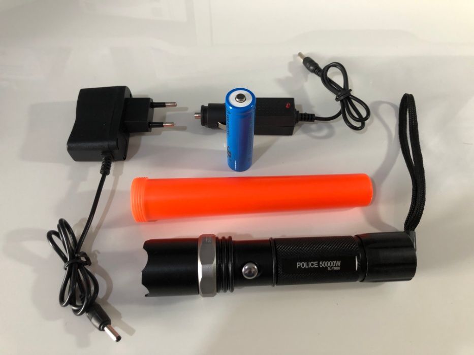 Lanterna Profissional 5.000 Lumens