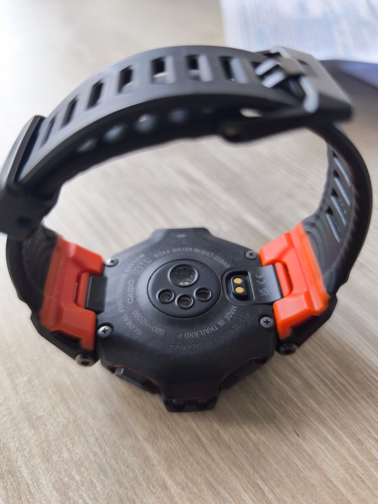 Zegarek Casio G-Shock GBD-H2000 GW. 12.29