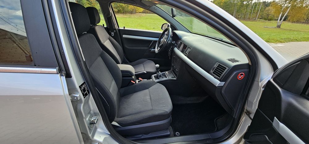 Ładna Vectra C 1.8 LPG*zarejestrowana*zadbana* GTS * 2004R