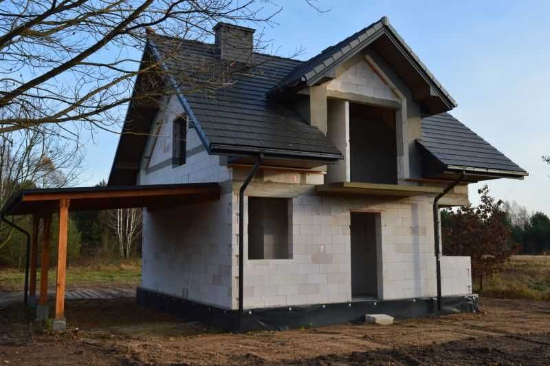 Sprzedam dom w stanie surowym  82 m pow użytk + 20 m wiata garażowa