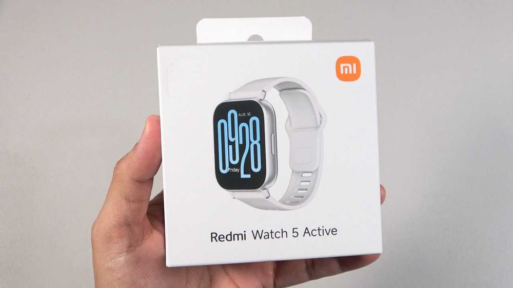 Smartwatch XIAOMI Redmi Watch 5 Active preto e branco Novo