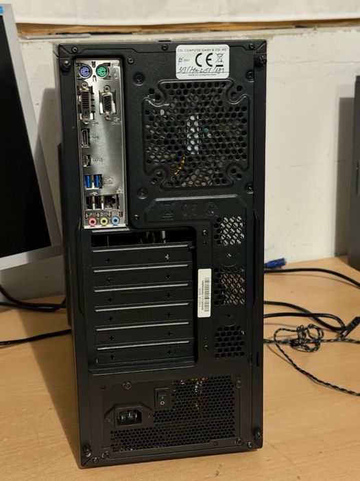 Ігровий комп’ютер Intel Core i7-7700 / 12 ГБ / 1 ТБ HDD