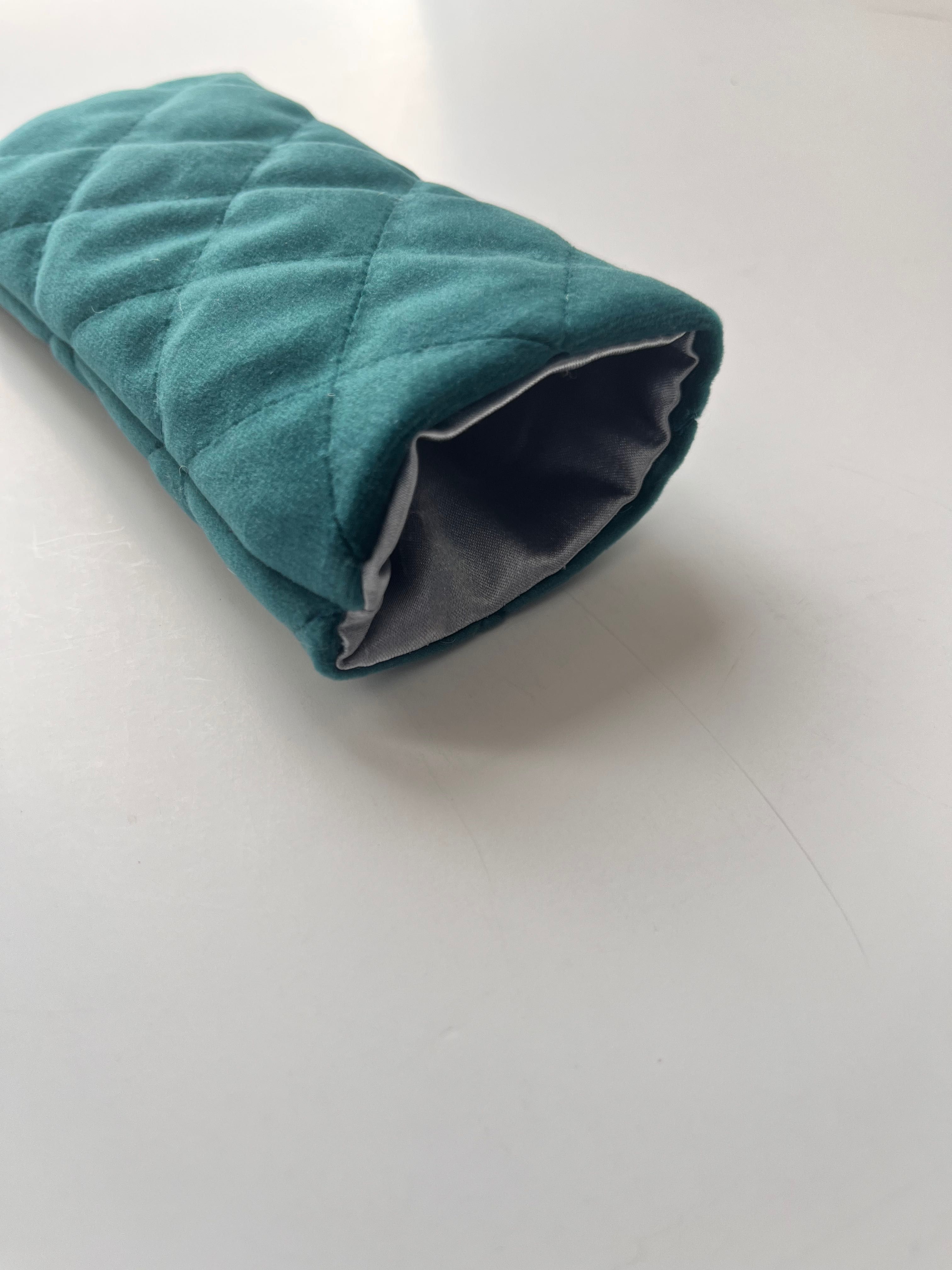 Etui pikowane na okulary