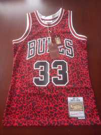 Mitchell & Ness Koszulka Chicago Bulls 33 Scottie Pippen Nowa S