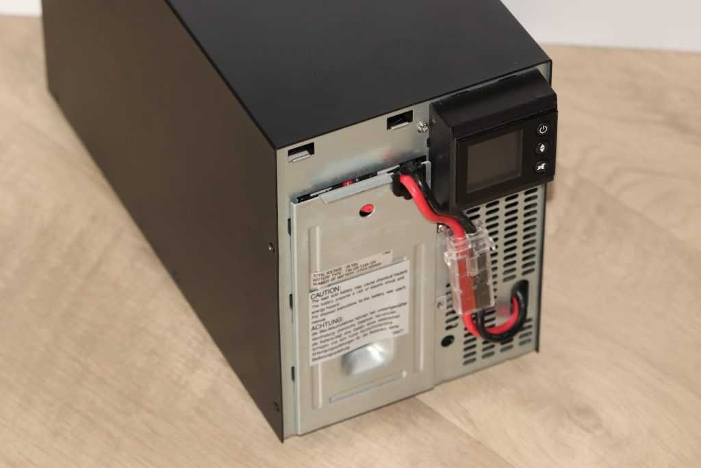 Джерело безперебійного живлення UPS Eaton 5sc 750VA (чиста) синусоїда