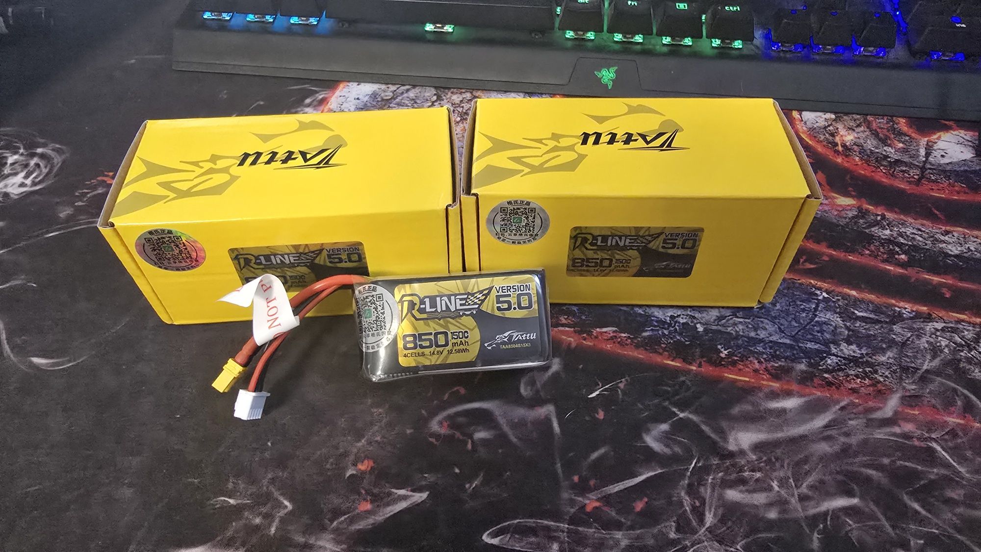 Акумулятор для FPV 4s 850mAh xt-30 Tattu Lava