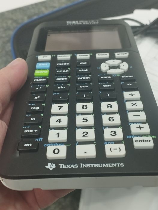 Calculadora gráfica Texas Instruments Ti-84 plus Python