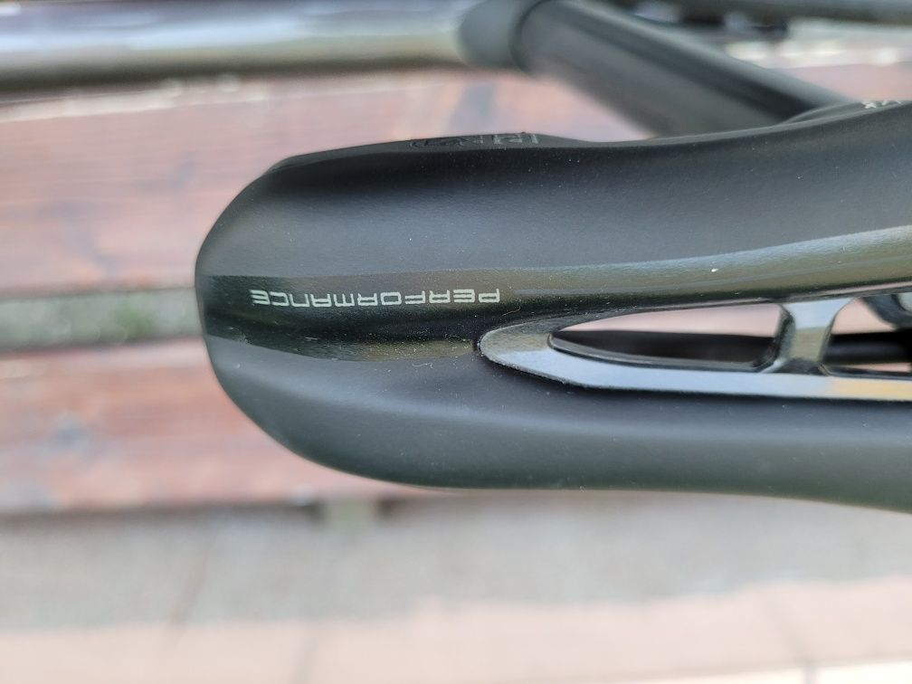 Giant Defy Advanced 1 2023 ML 105 di2
