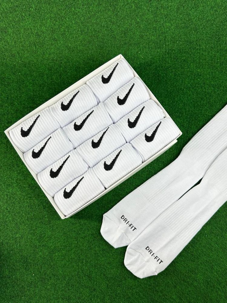 Nike Wysokie Skarpety Białe Dri-Fit 39-42(12 par)