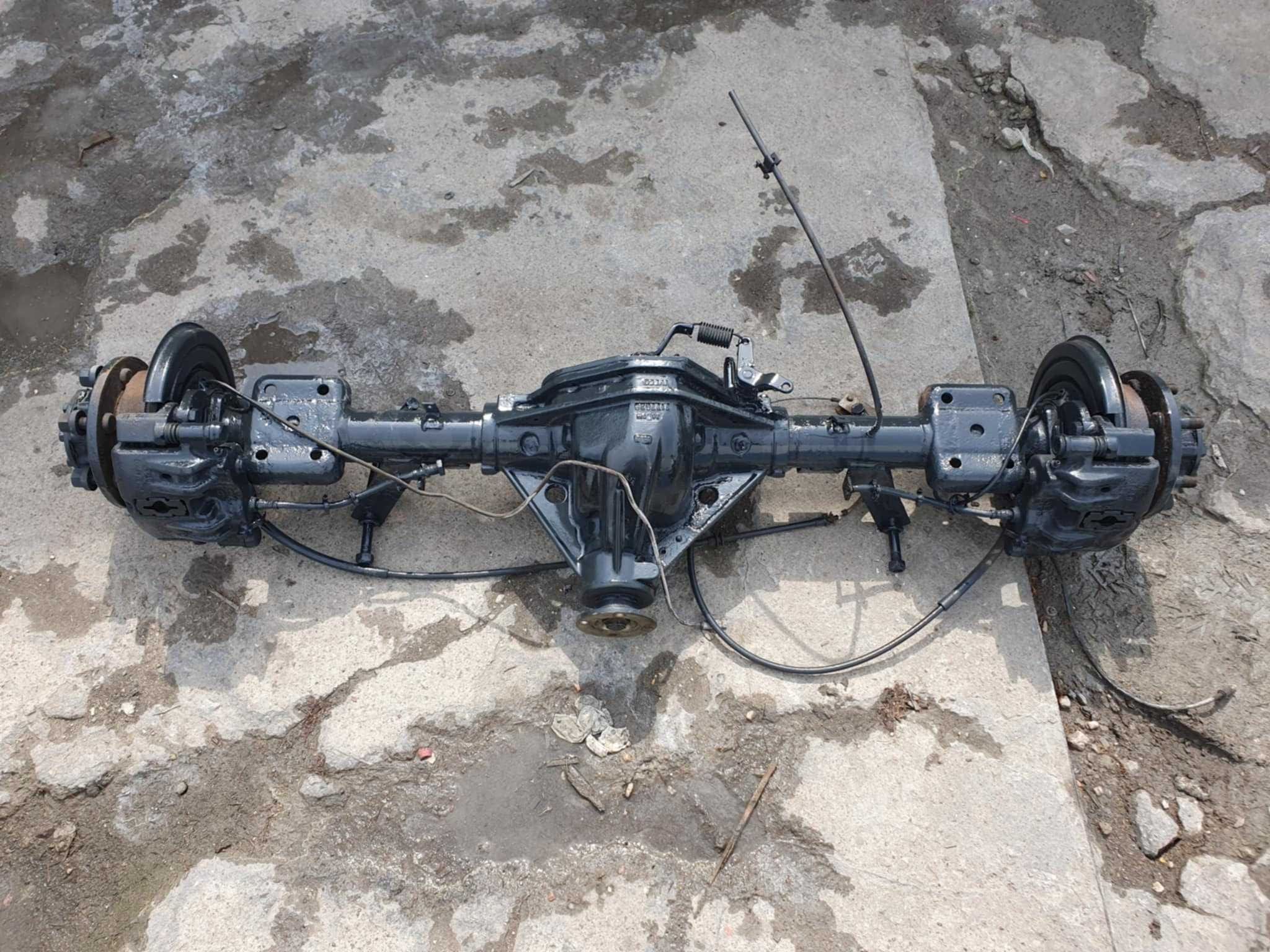 Tylny most Iveco Daily 50 z blokadą tylnego mostu przyłożenie 13/34