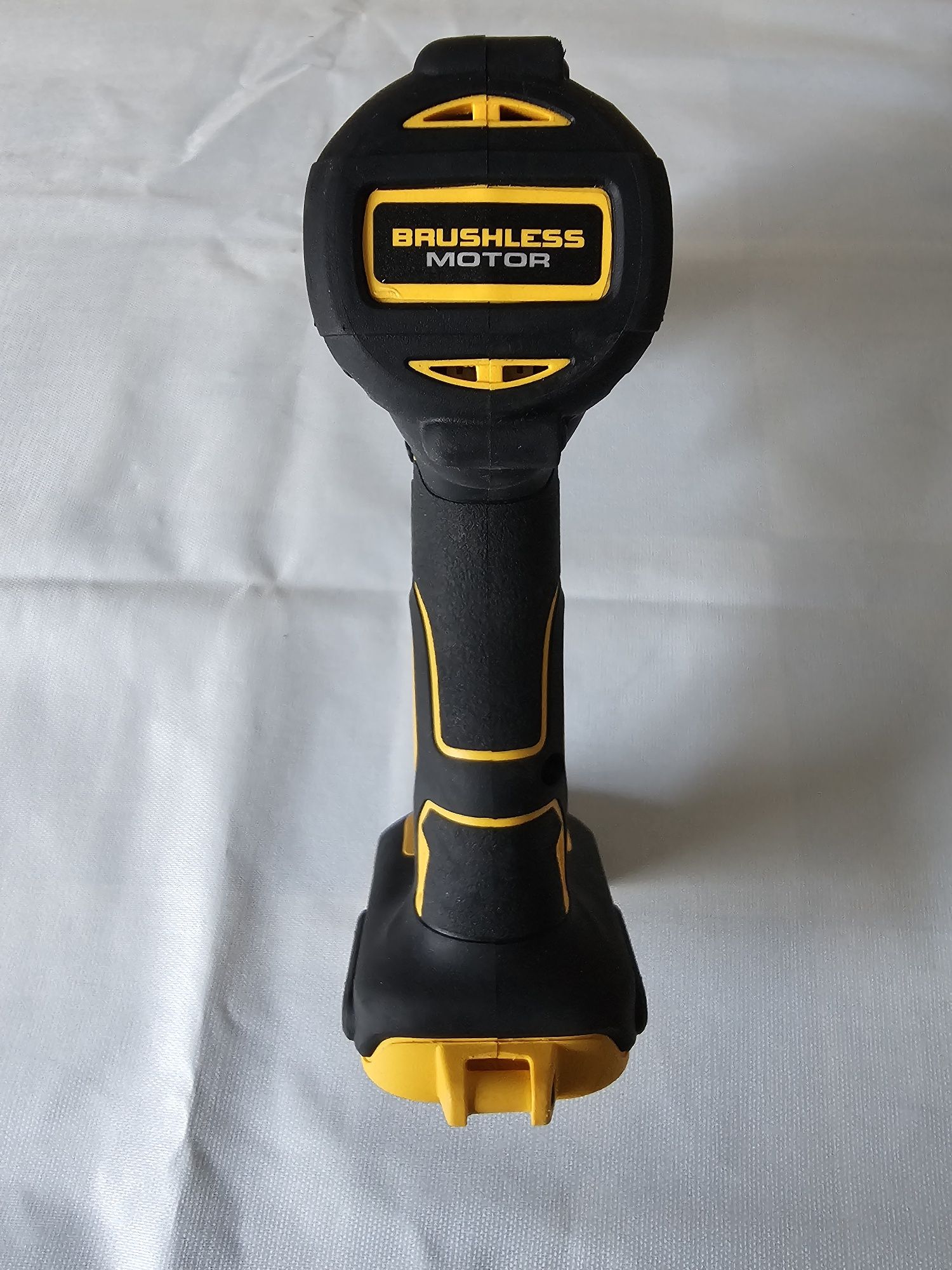 DeWALT DCD778 Udarowa 65Nm Aku XR 18V 2-BIEGI