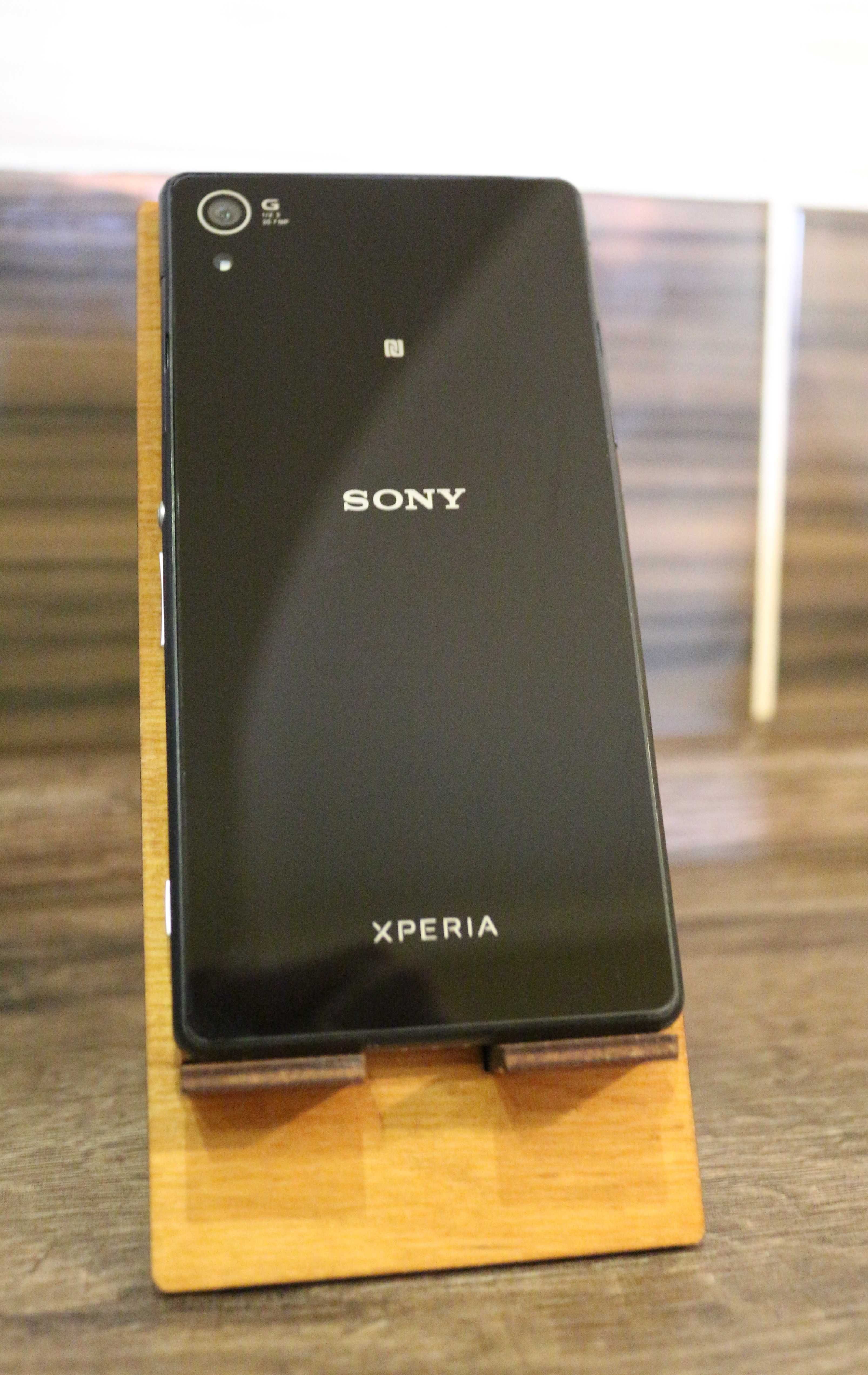 Мобільний телефон Sony Xperia Z2 D6502