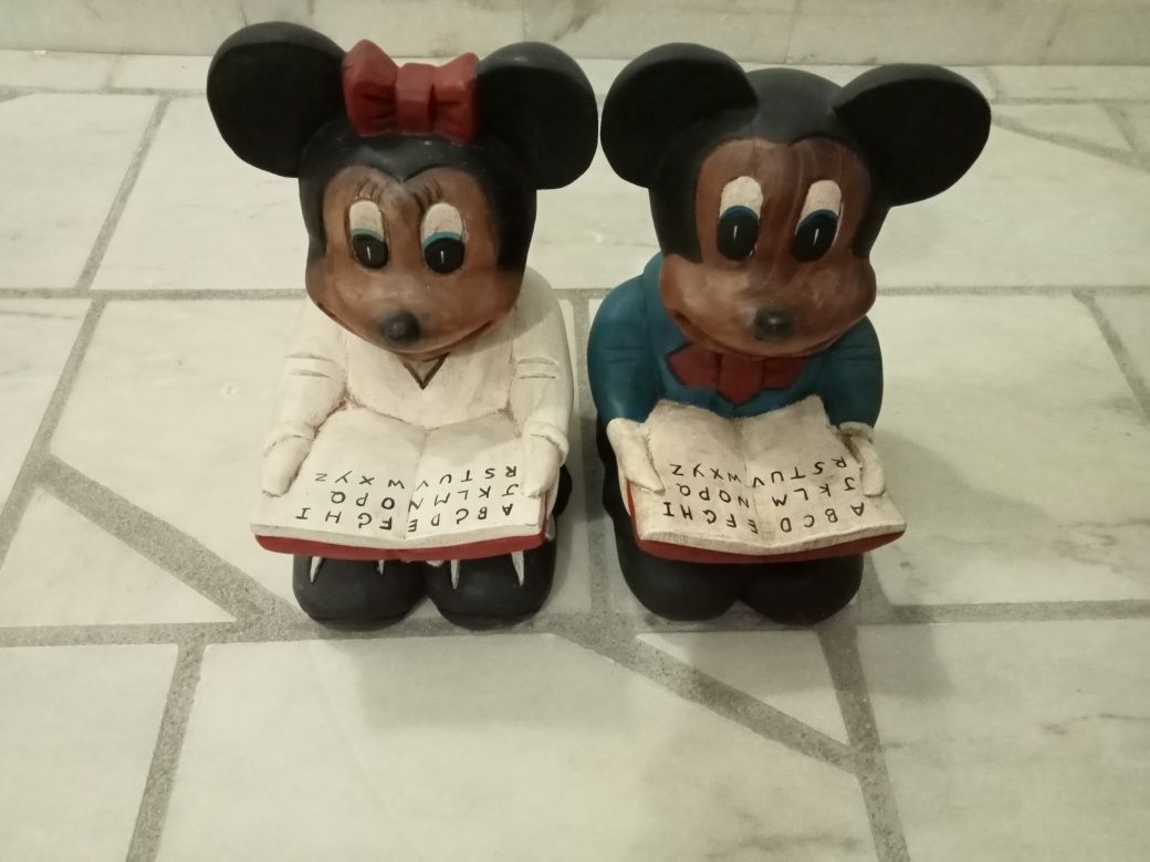 Minnie e Mickey em madeira