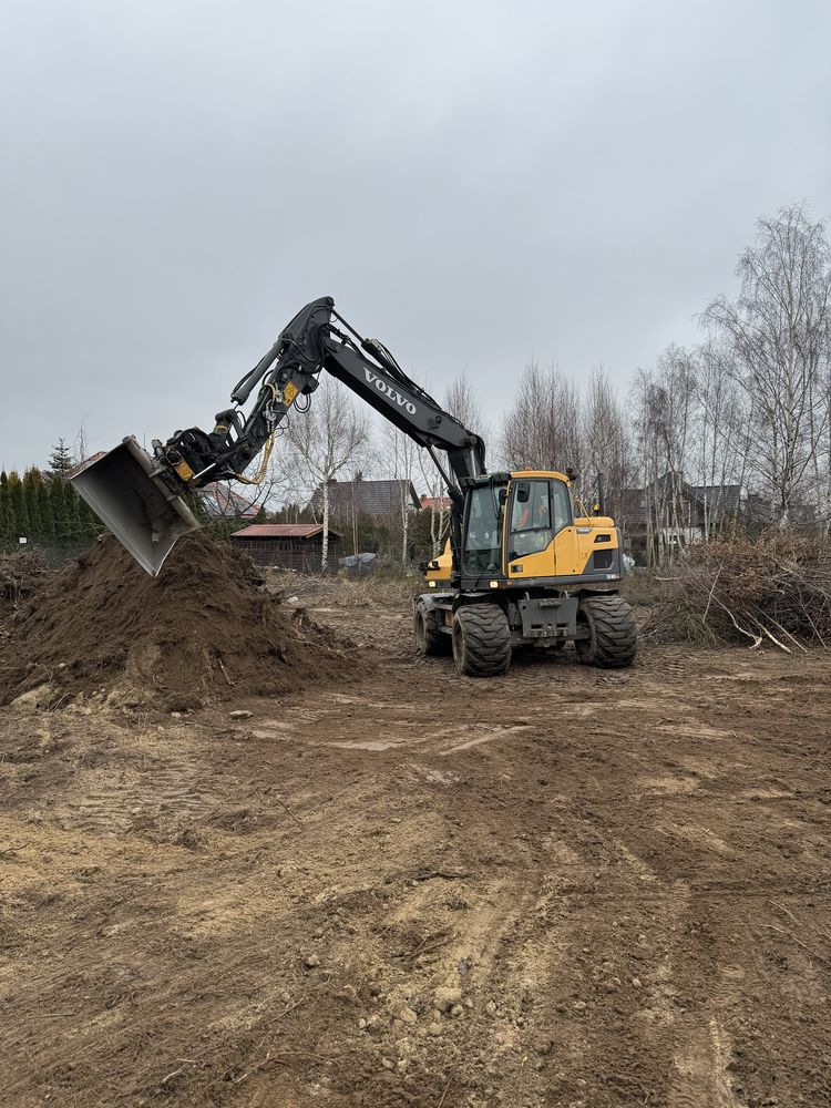 Prace ziemne,usługi koparko-ładowarką volvobl71 Jcb4cx rotolit,koparka