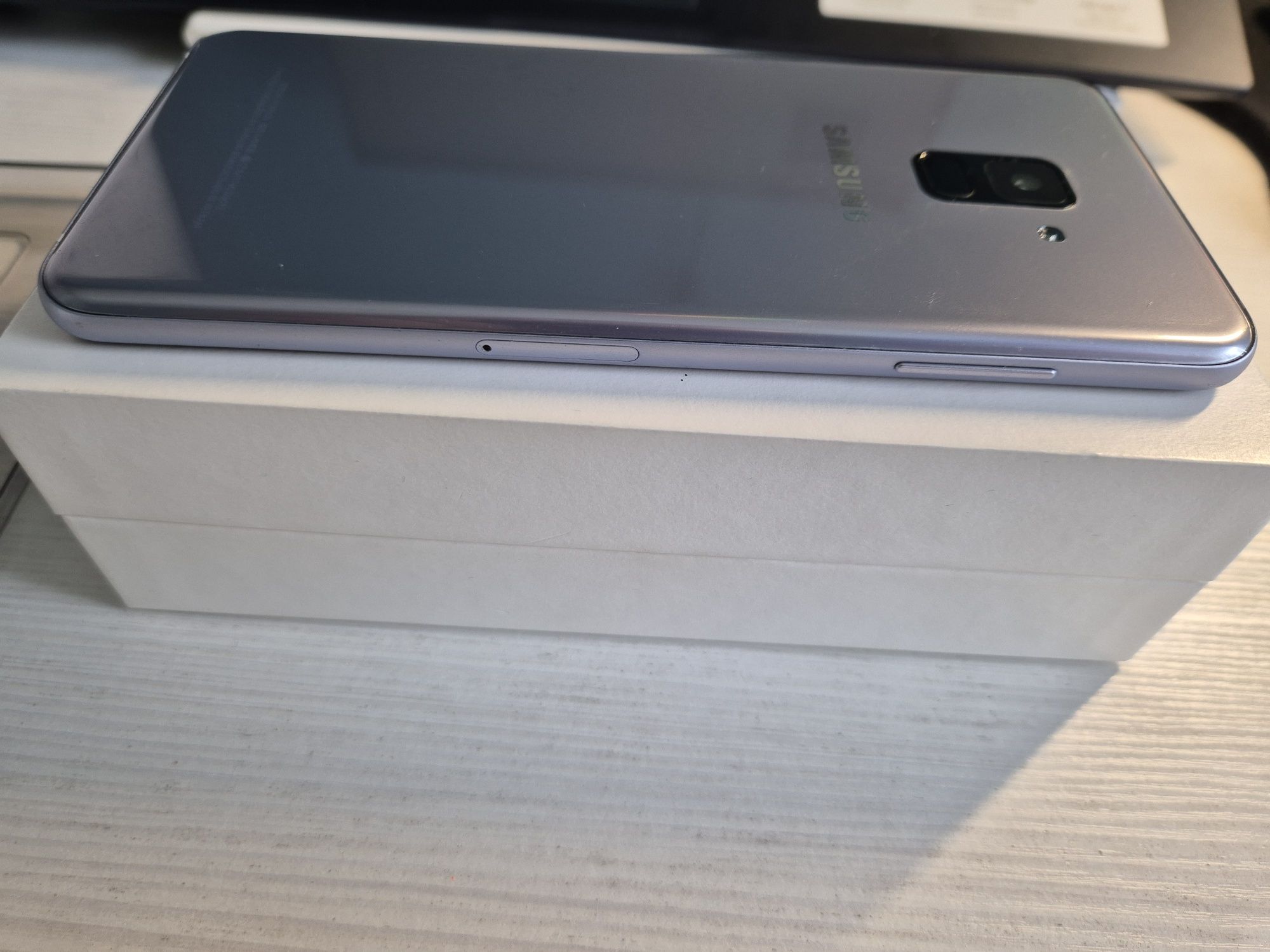 Смартфон Samsung Galaxy A8+ (2018) SM-A730F/DS Orchid Gray