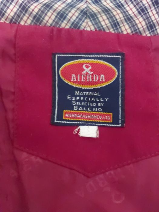 Parka feminina marca Aierda veste L usada