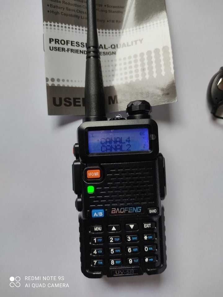 Rádio Walkie talkie + portadora *8 watts*  PTT UHF VHF Bombeiros Caça