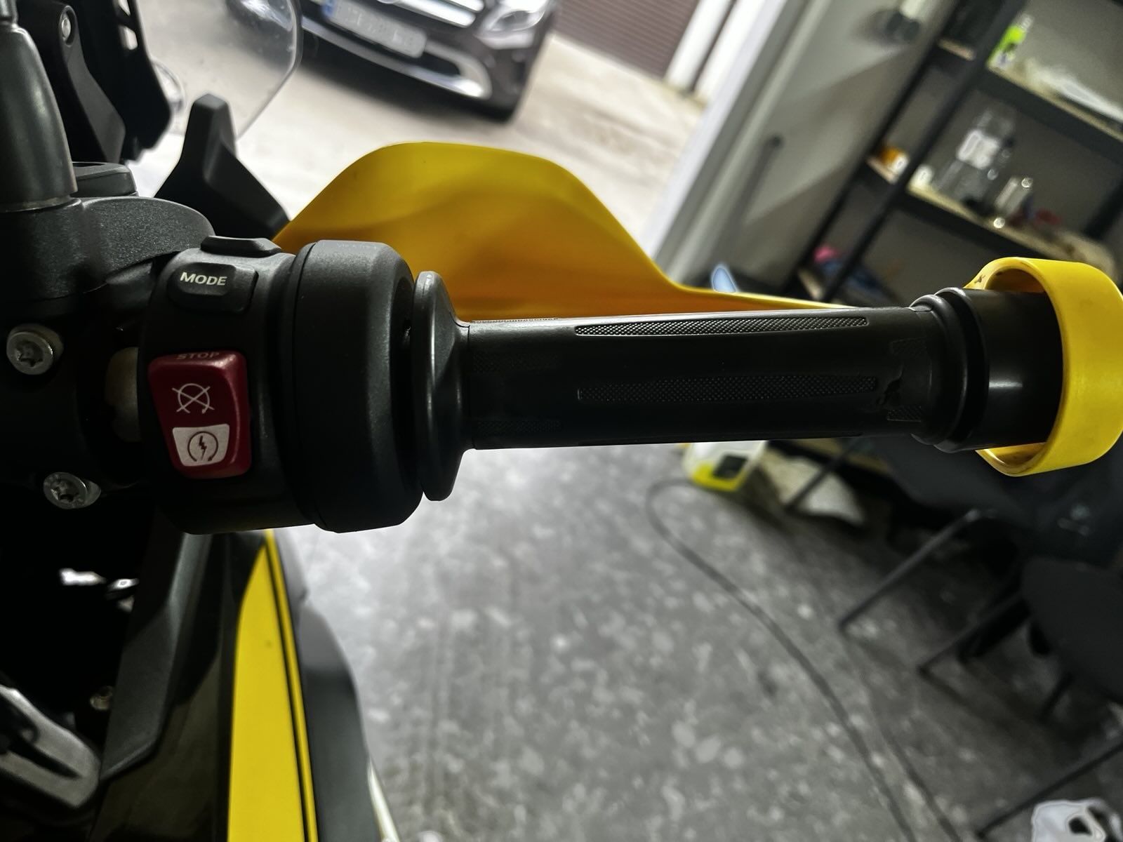 Мотоцикл BMW F750 GS