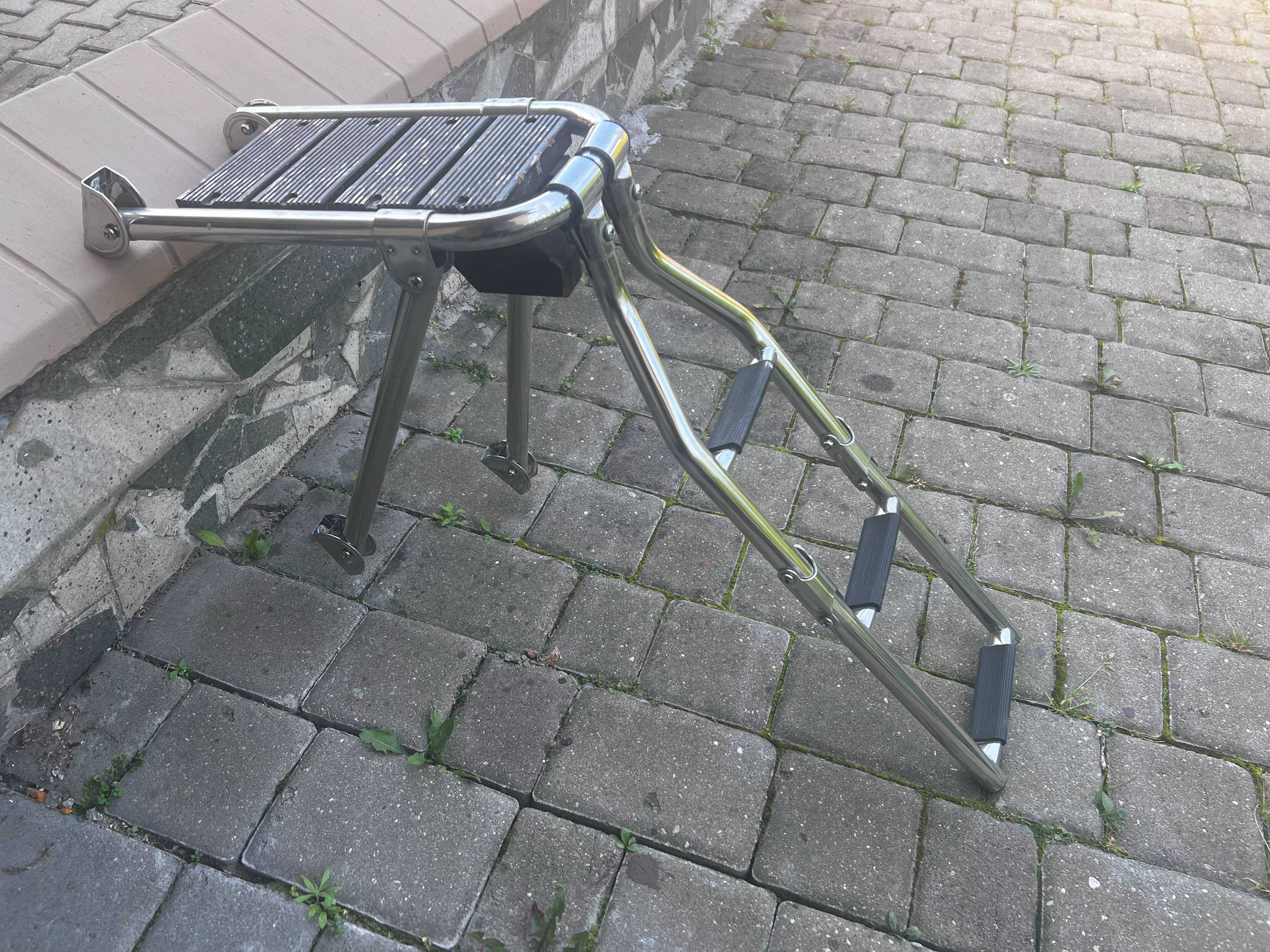 Sprzedam Podest z drabinką do łodzi nierdzewka