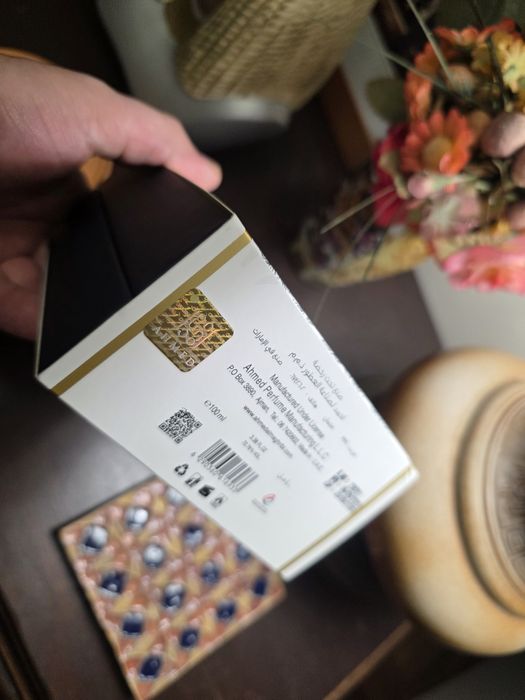 Ahmed Al Maghribi Blu Oud extrait de Perfume