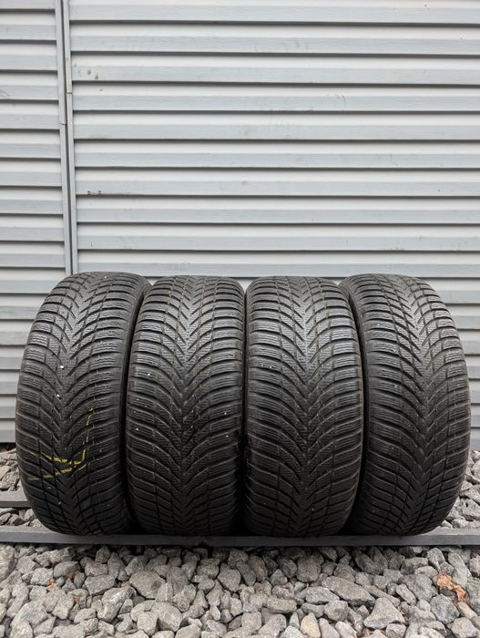 Комплект різношироких зимових шин Nokian 235/55 255/50 R19 Snow proof