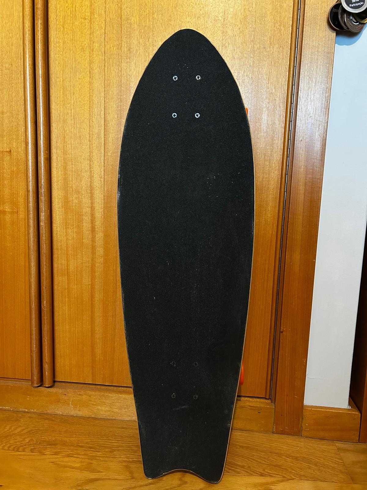 Skate longboard estilo surf