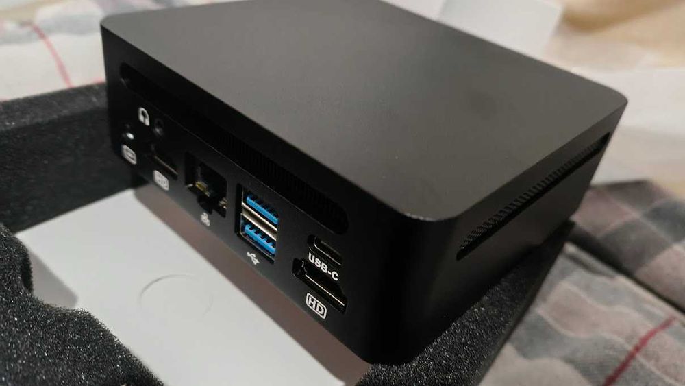 Міні ПК GenMachine з 8 ядер\16п Ryzen 7 5700U\16GB DDR4-3200Mhz\SSD256