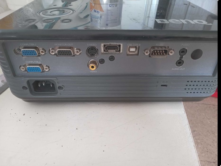 Projector BENQ c/novo