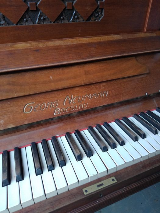 Pianino Georg Neumann breslau