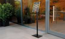 Europel Suporte Info com moldura A3 preto para restaurantes