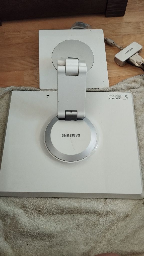 Монітор Samsung SyncMaster 970P
