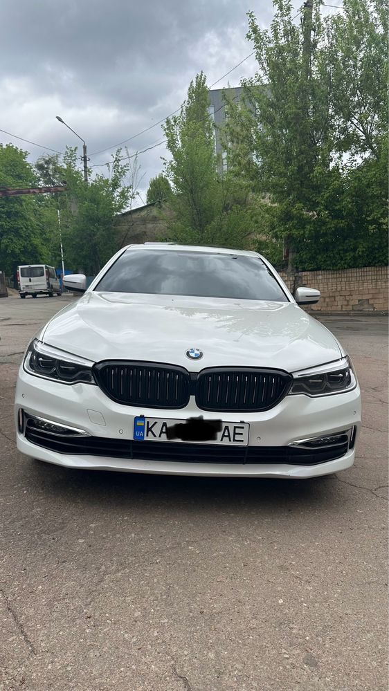 Продам бампера BMW G30 2017 год