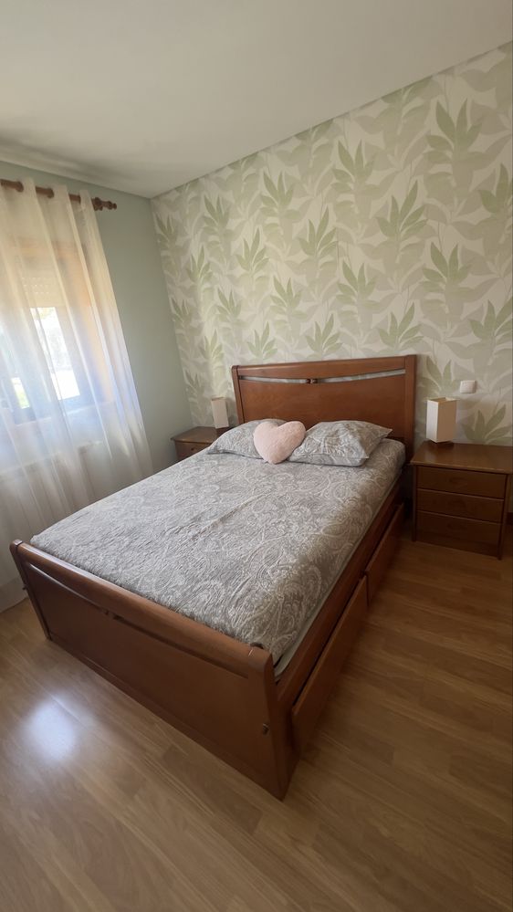 Vendo quarto de casal