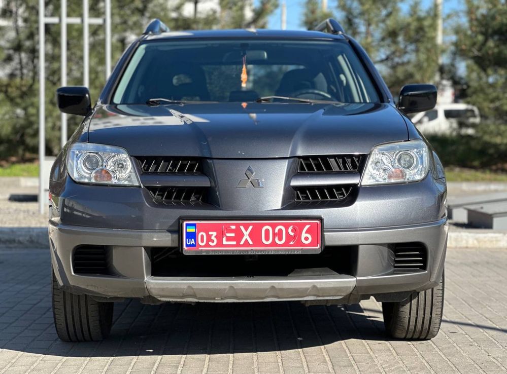 Mitsubishi идеальное состояние!