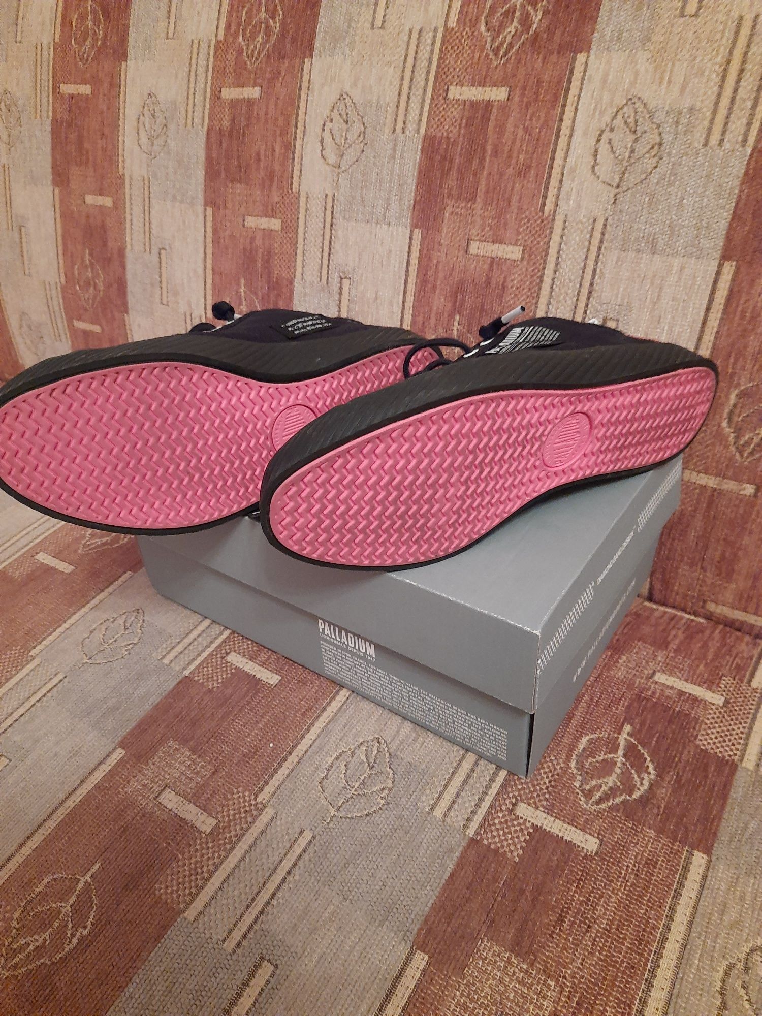 Buty Palladium raz założone polecam