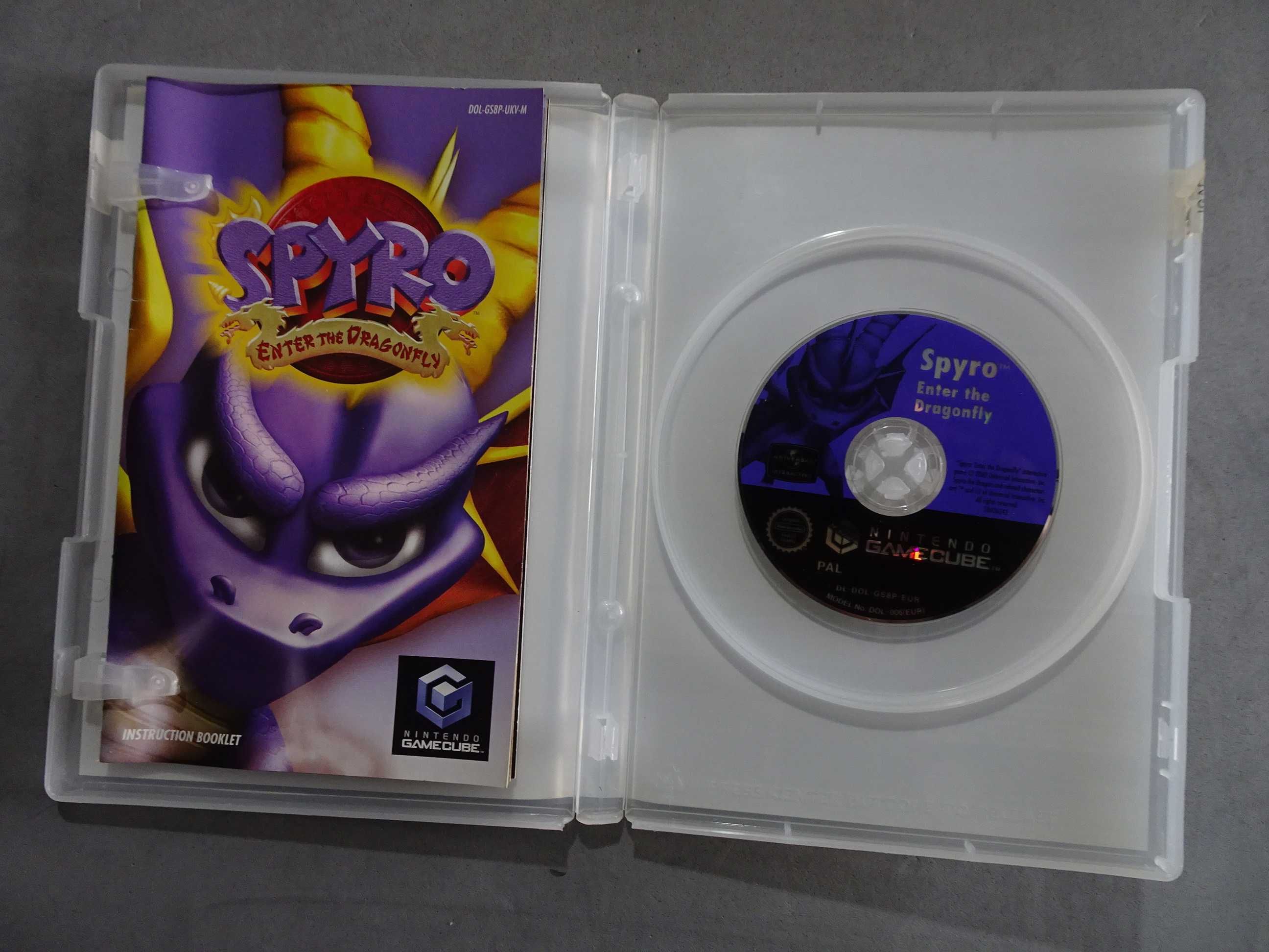 Jogo Gamecube Game Cube - Spyro Enter the Dragonfly