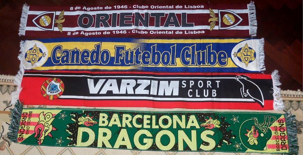 4 cachecois diversos