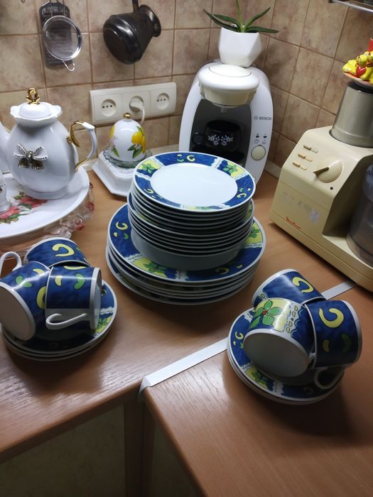 Столовый сервиз форфор,блюдо для торта в подарок