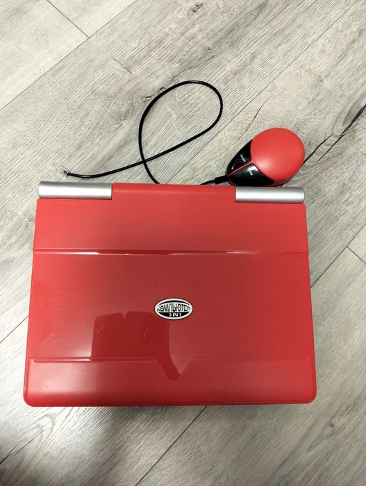 Ноутбук дитячий.