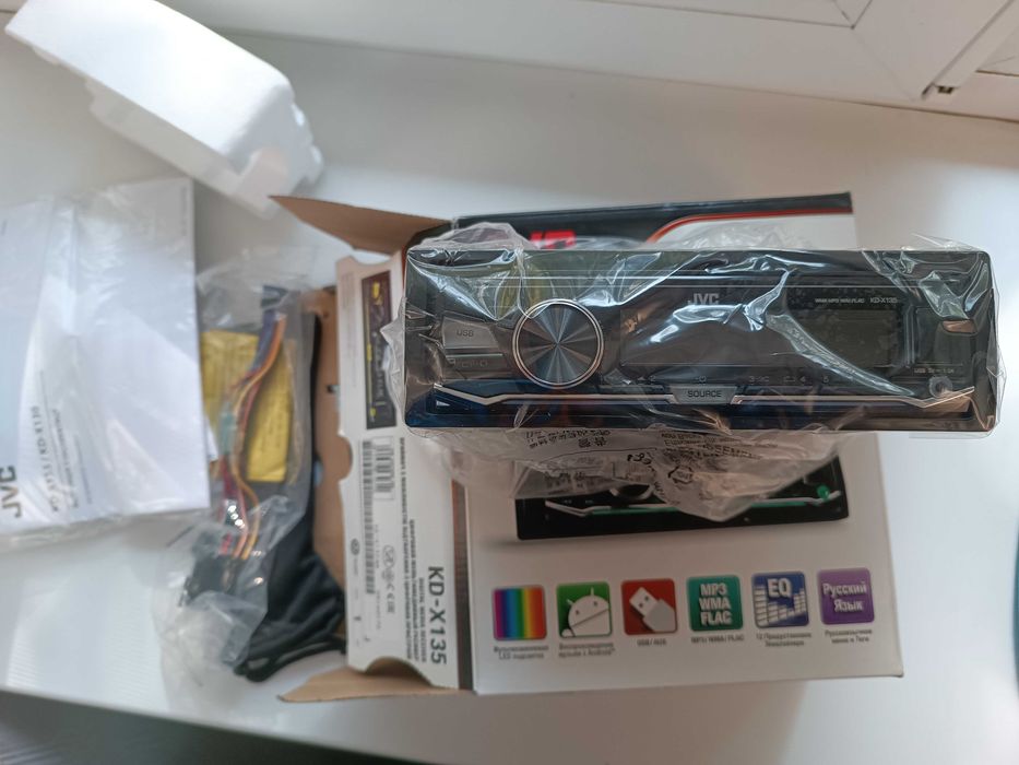 Магнитола JVC KD-X135