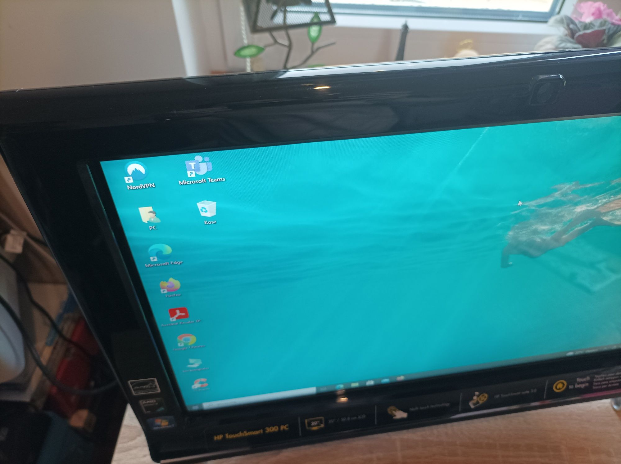 Komputer HP Touch Smart 300 PC komputer dotykowy + klawiatura + myszka