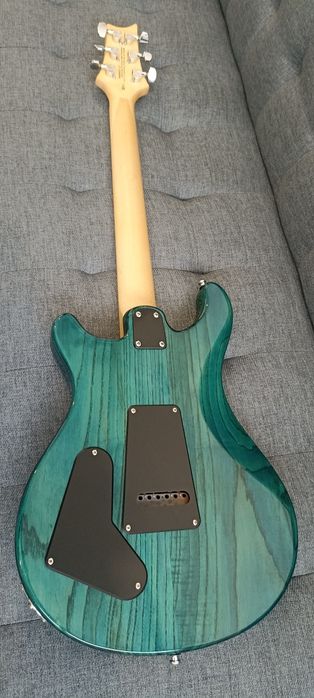 PRS SE Swamp Ash Special IB com saco, straplock e cordas novas