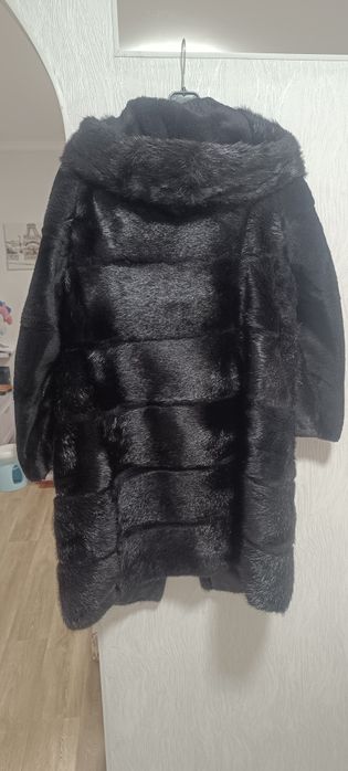 Продам шубу з нутрії, 52 розмір