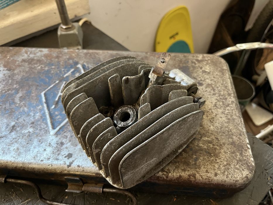 Wierchowina Karpaty Delta glowica silnika dekomprensator ladna