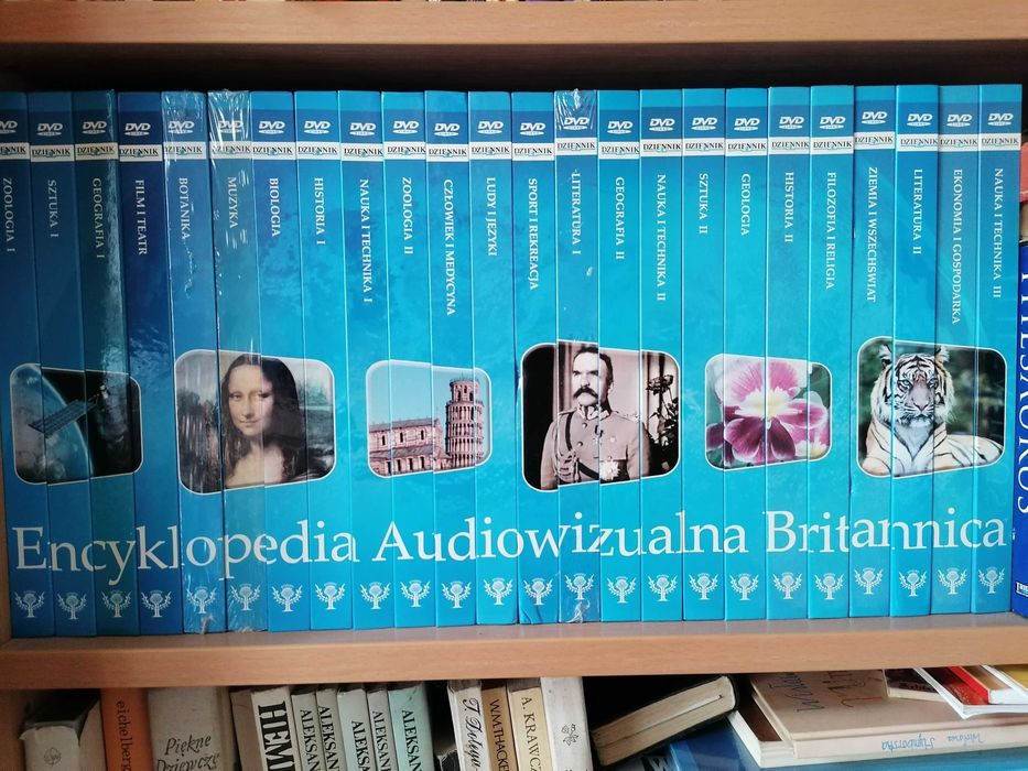 Encyklopedia Multimedialna Britannica 24 tomy