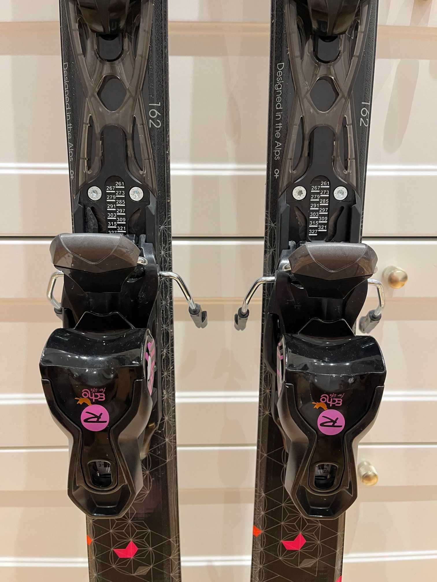 Nowe narty ROSSIGNOL Attraxion 162 CM z kijkami i pokrowcem na narty