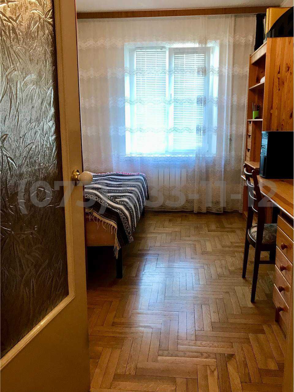 Продаж (від власника), 3к квартира, вул. Милославська 17А, 69 м²