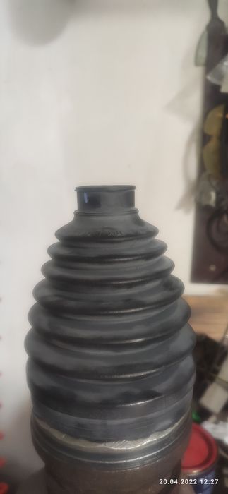 Продам пильник на Кіа К5