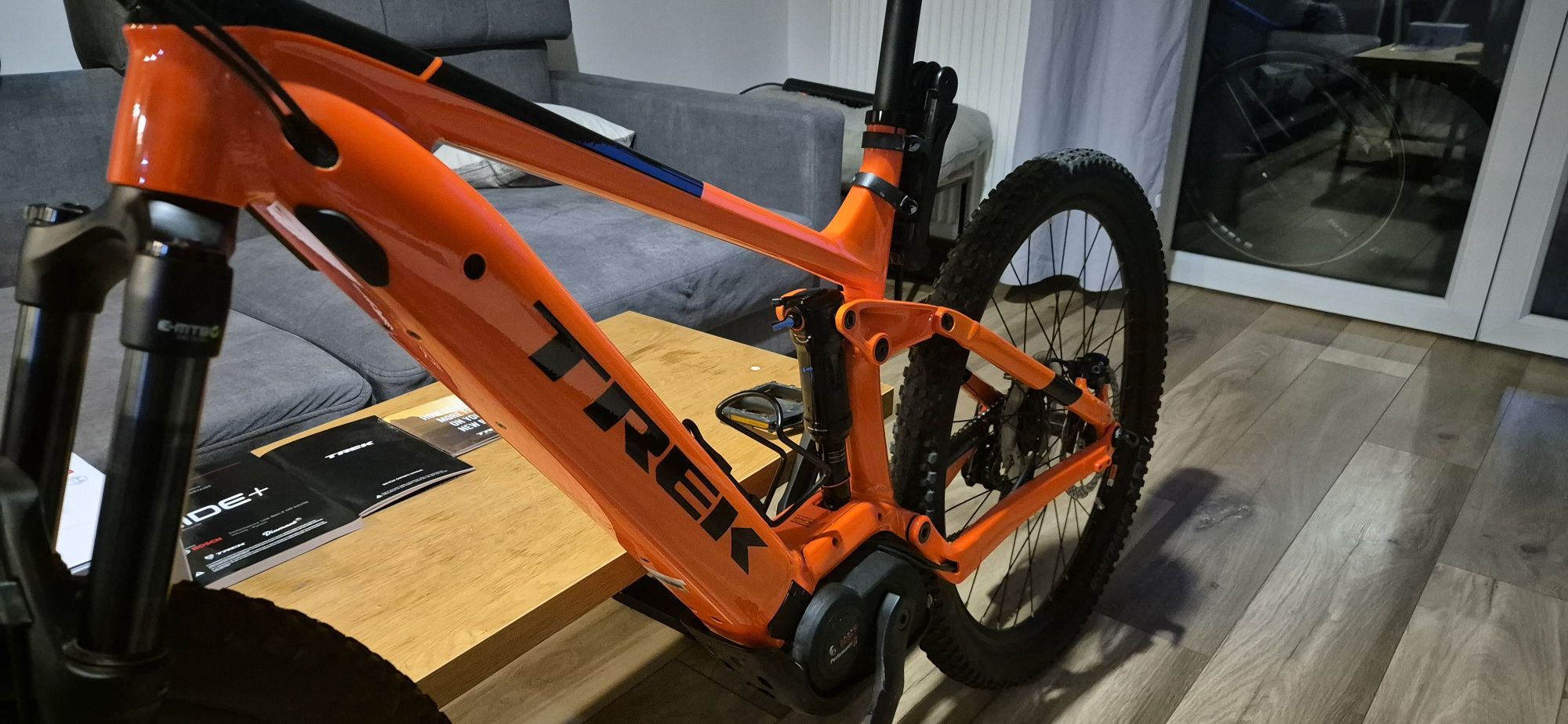 Rower elektryczny mtb TREK Powerfly 5 FS full niski przebieg dokumenty
